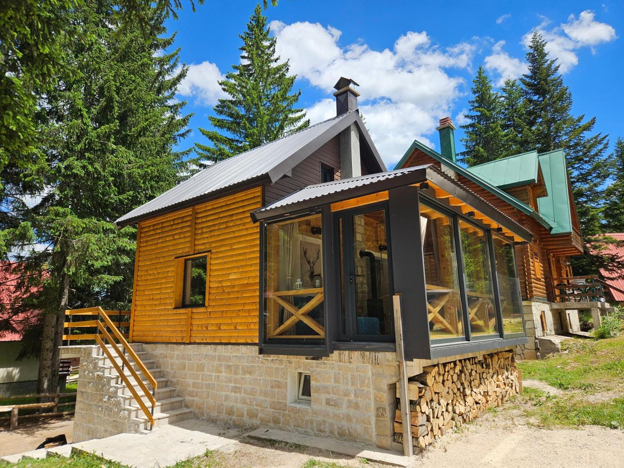 זבליאק Black Lake Chalet מראה חיצוני תמונה