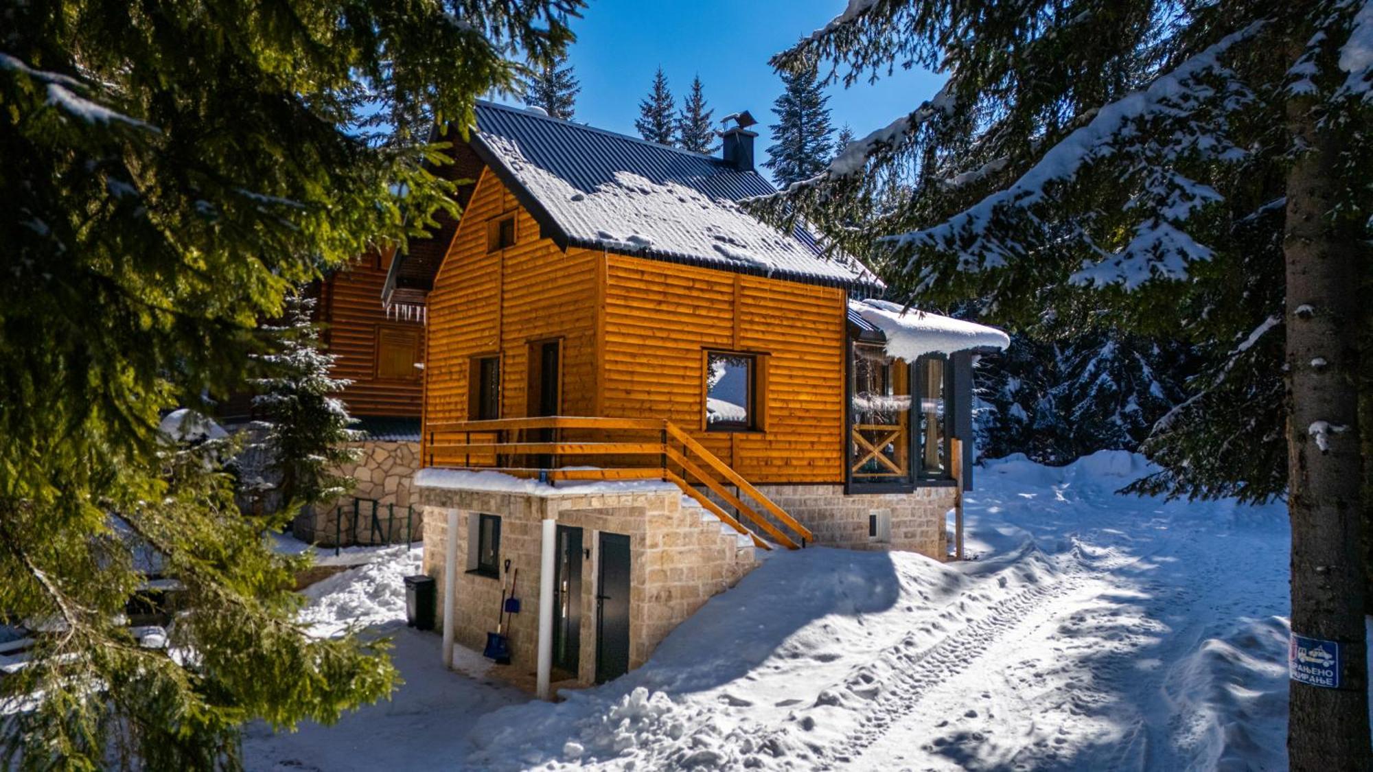 זבליאק Black Lake Chalet מראה חיצוני תמונה